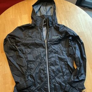 Columbia Men's Black Raincoat